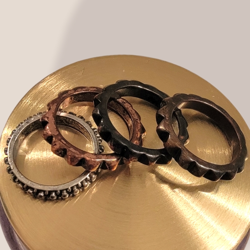 Banana Republic Stacked Rings set